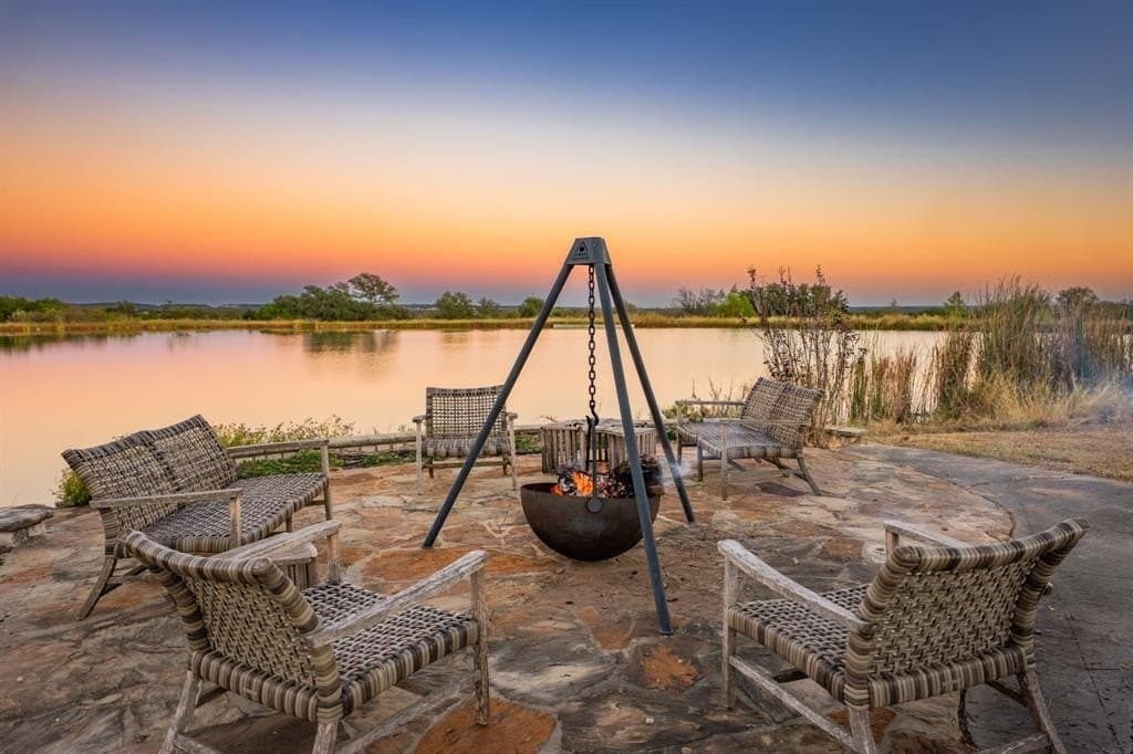 100 acres in Erath County gallery image 4