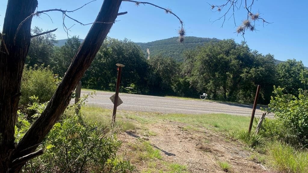 2.8 acres in Real County