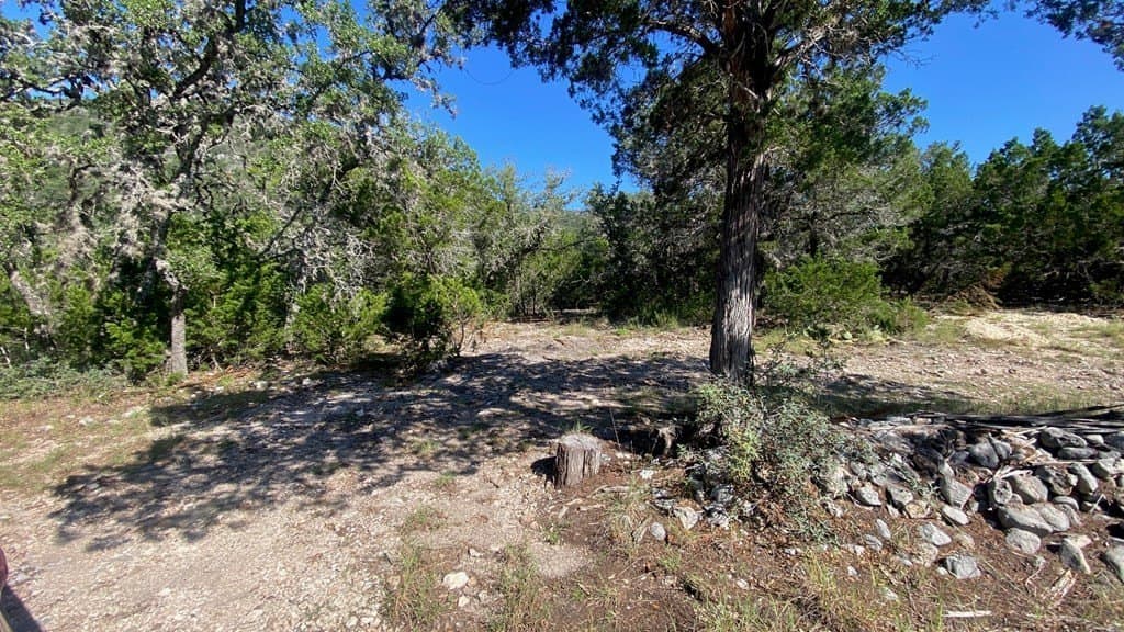 2.8 acres in Real County - photo 6