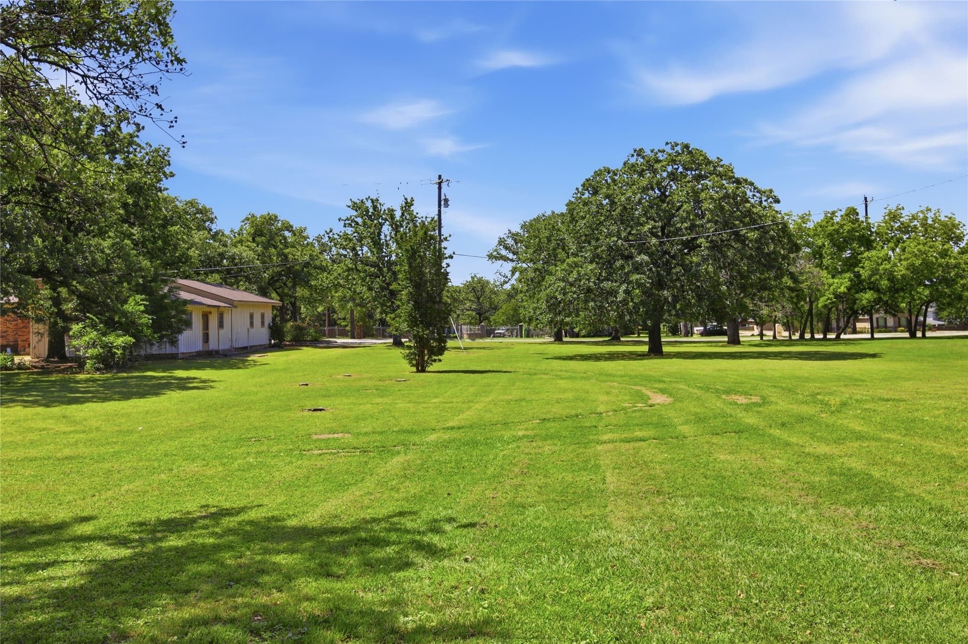 1.77 acres in Tarrant County - photo 9