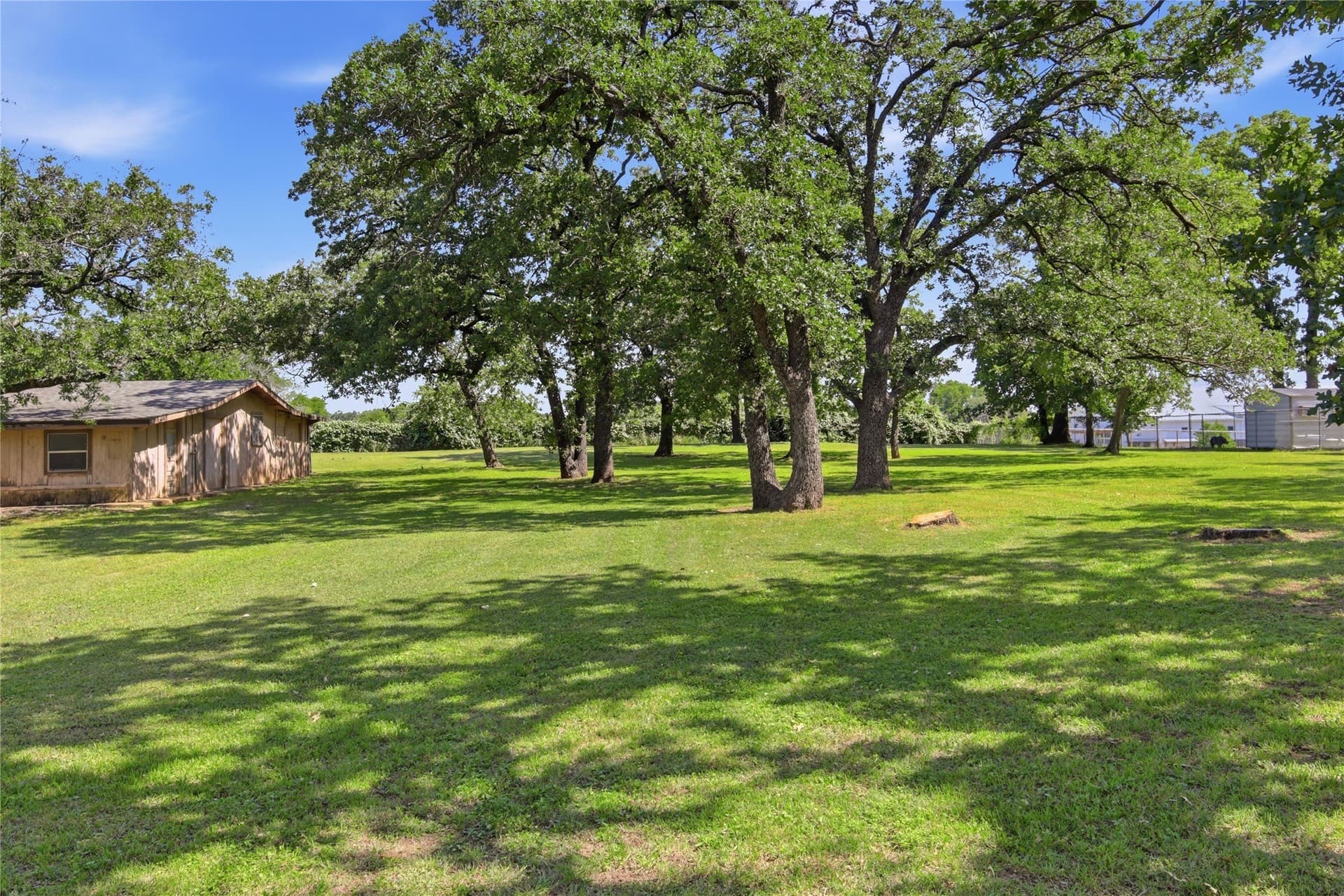 1.77 acres in Tarrant County - photo 10