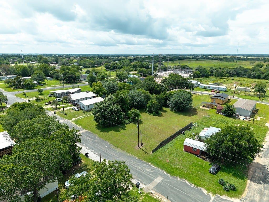 0.49 acres in Fayette County - photo 9