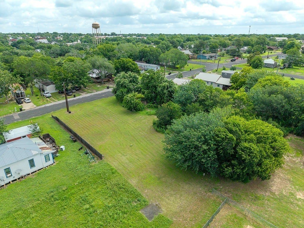 0.49 acres in Fayette County - photo 10