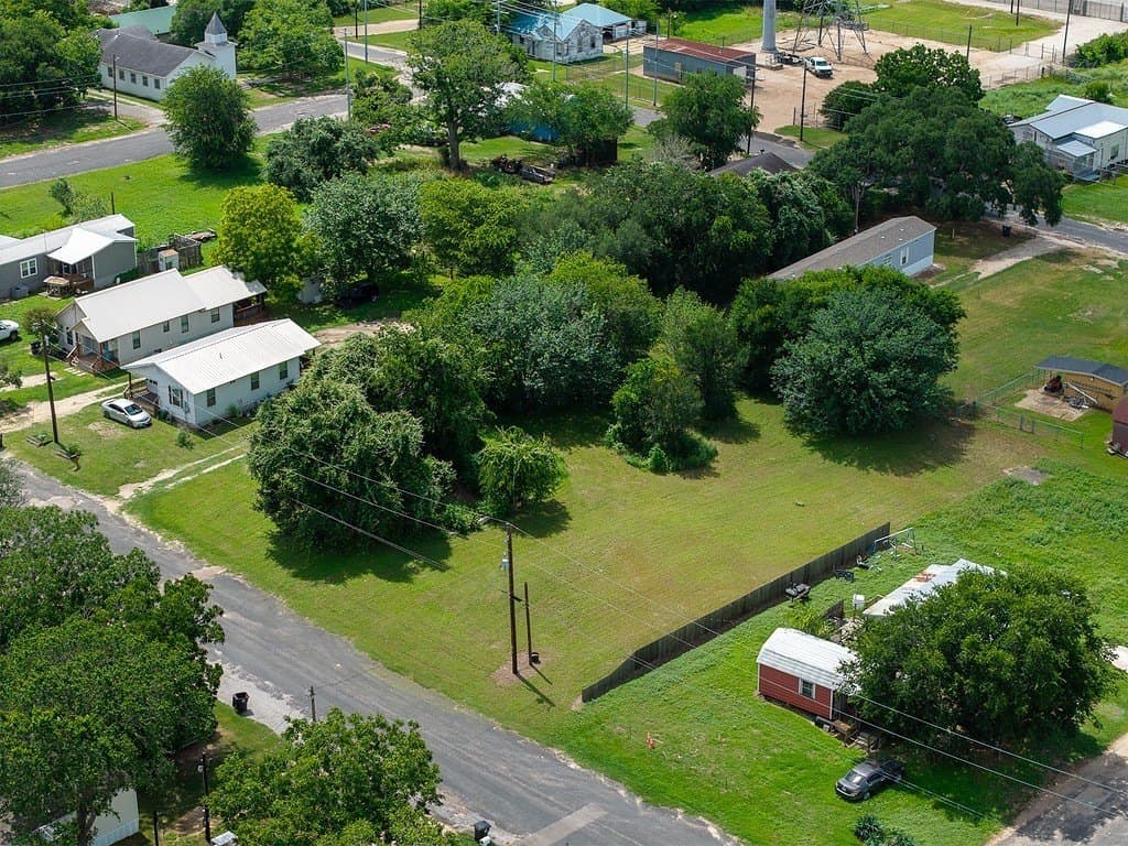 0.49 acres in Fayette County - photo 12