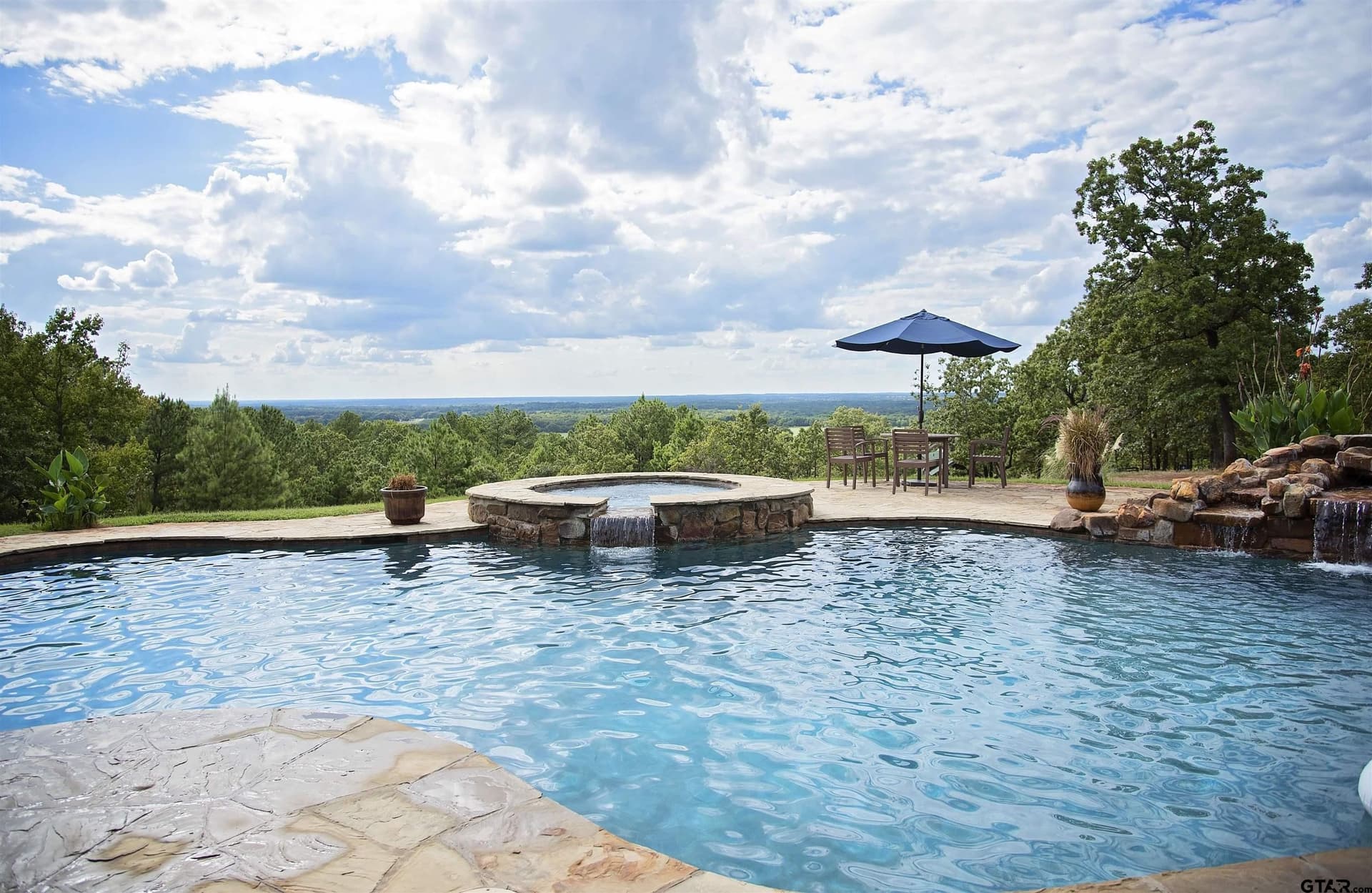 163.06 acres in Anderson County featured view