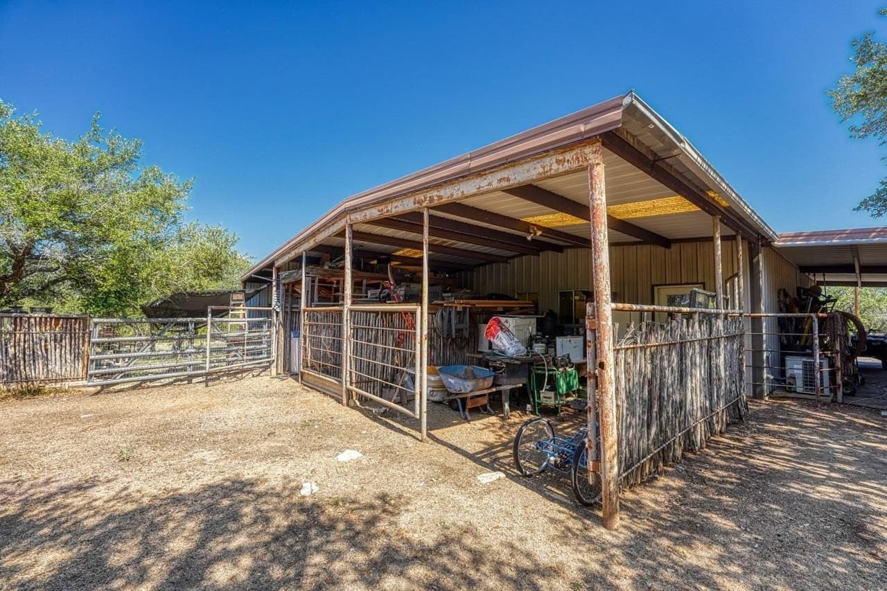 82 acres in Llano County - photo 19