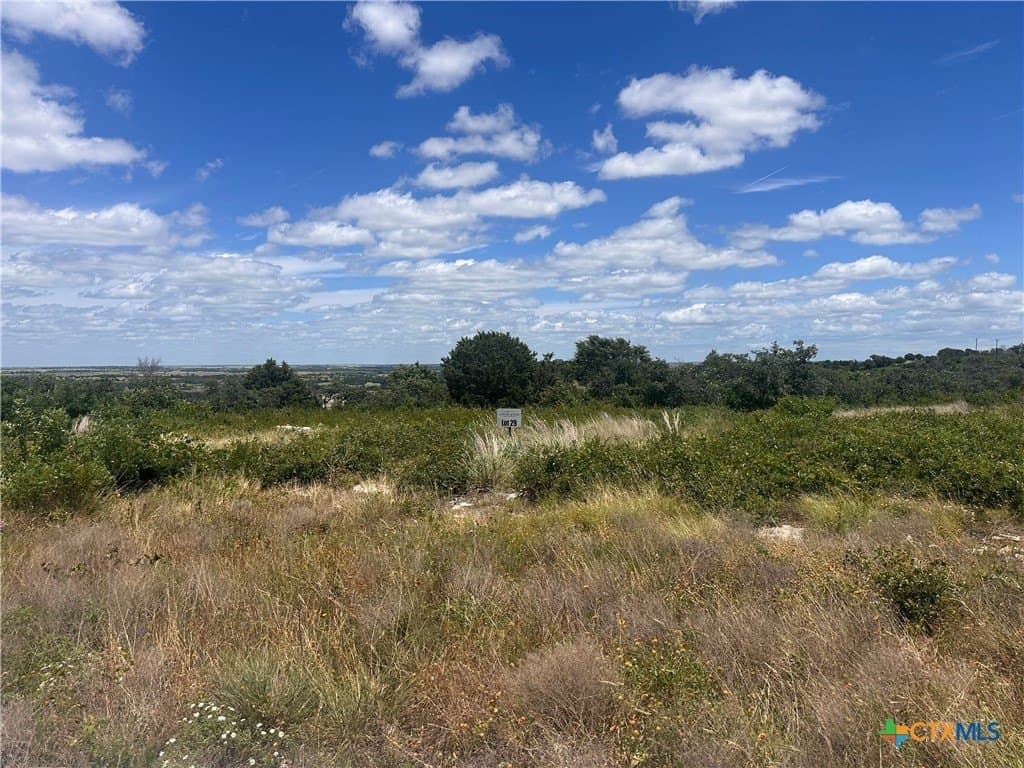 10.01 acres in Hamilton County