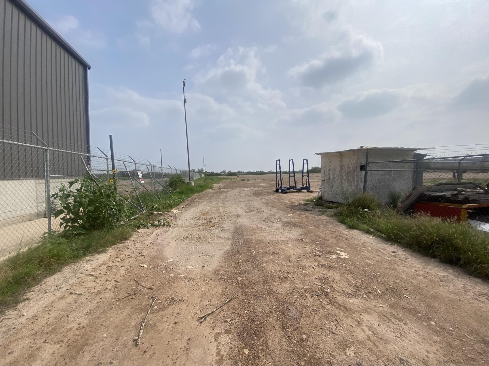 5 acres in Webb County gallery image 3
