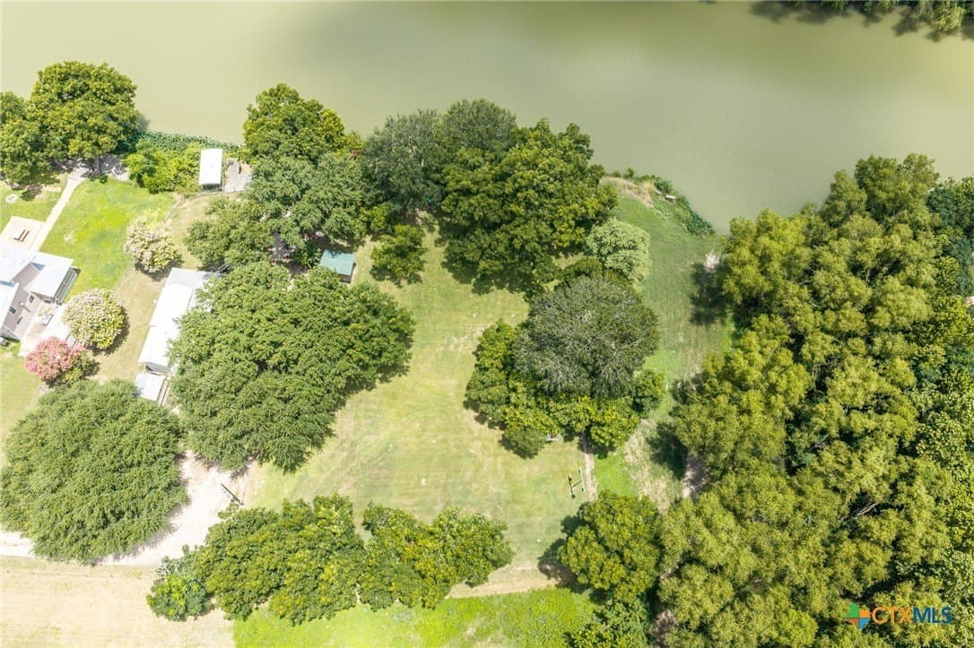 0.52 acres in Gonzales County - photo 20
