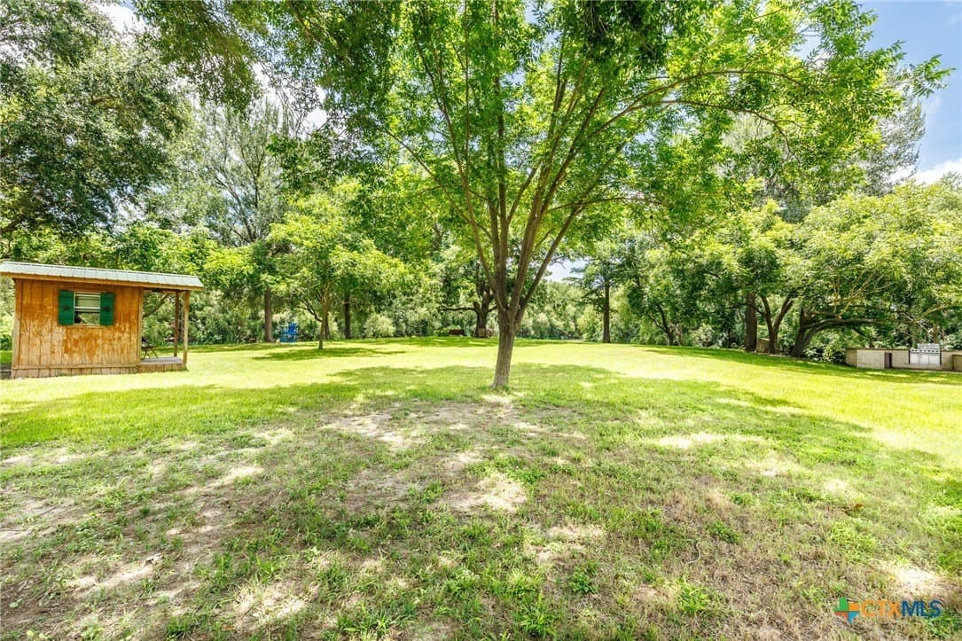 0.52 acres in Gonzales County - photo 17