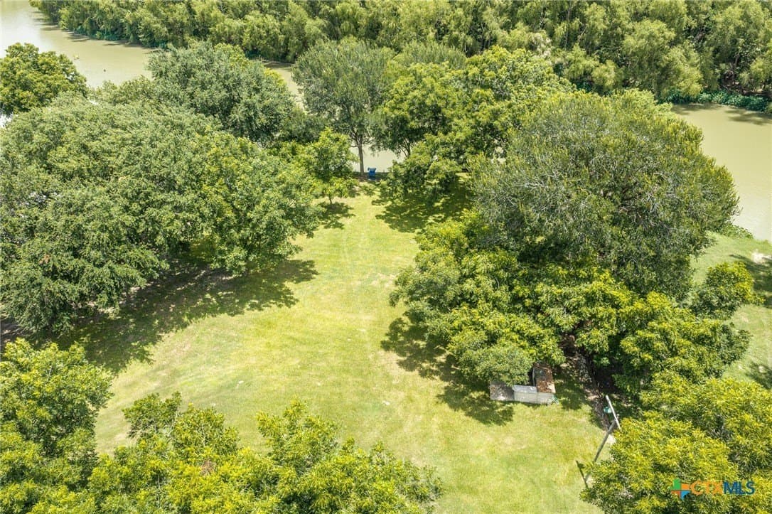 0.52 acres in Gonzales County - photo 25