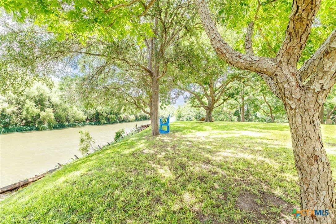 0.52 acres in Gonzales County - photo 12