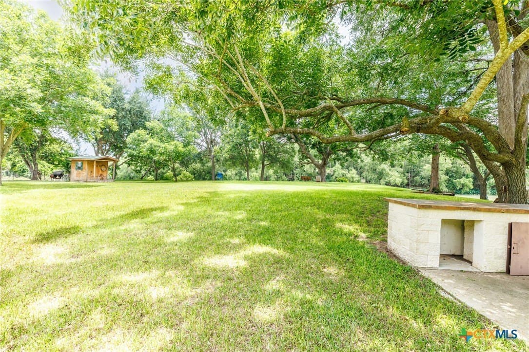 0.52 acres in Gonzales County - photo 7