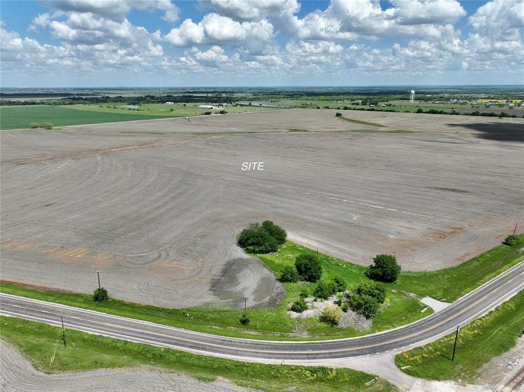 213.2 acres in Ellis County gallery image 2