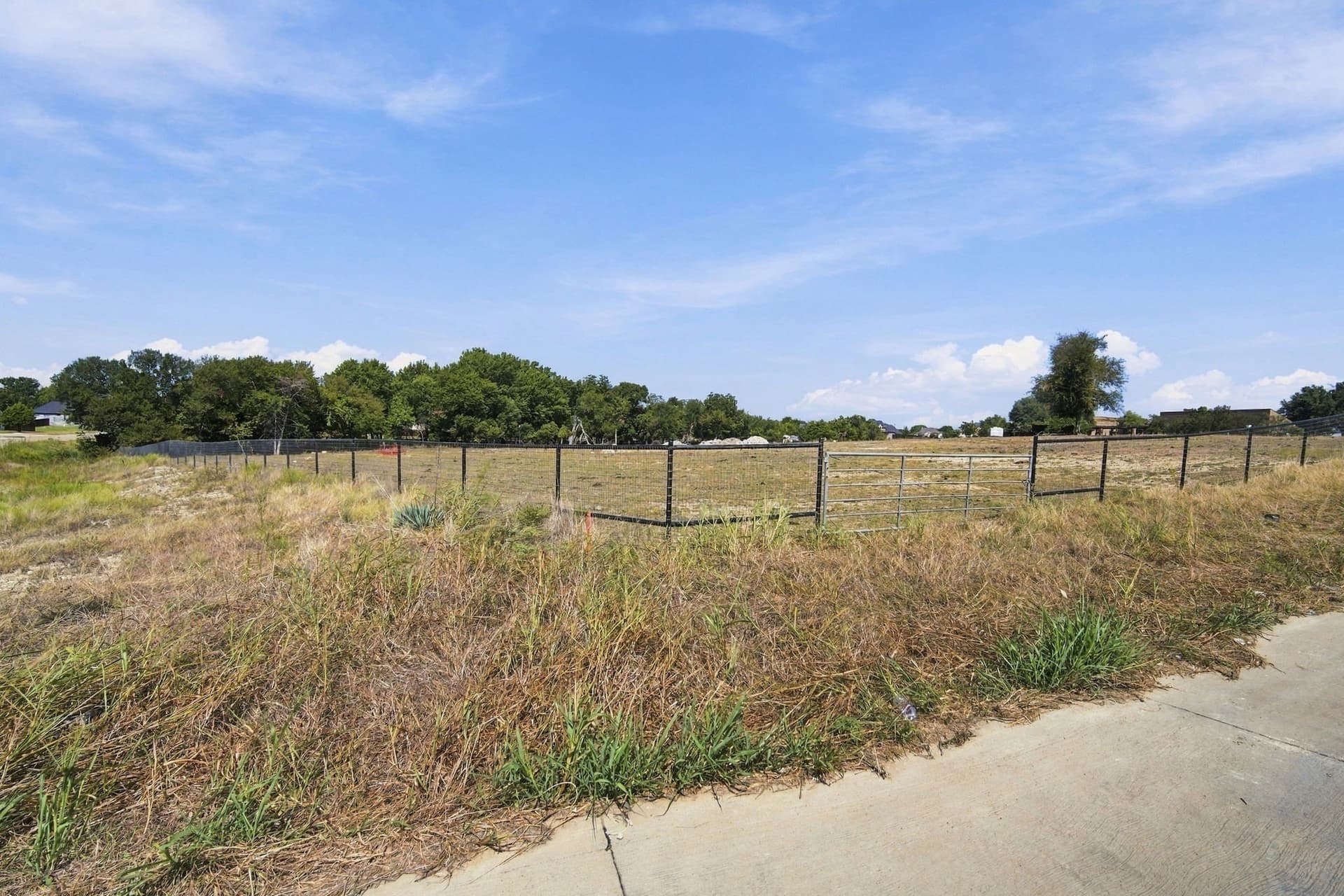 1 acres in Ellis County - photo 6