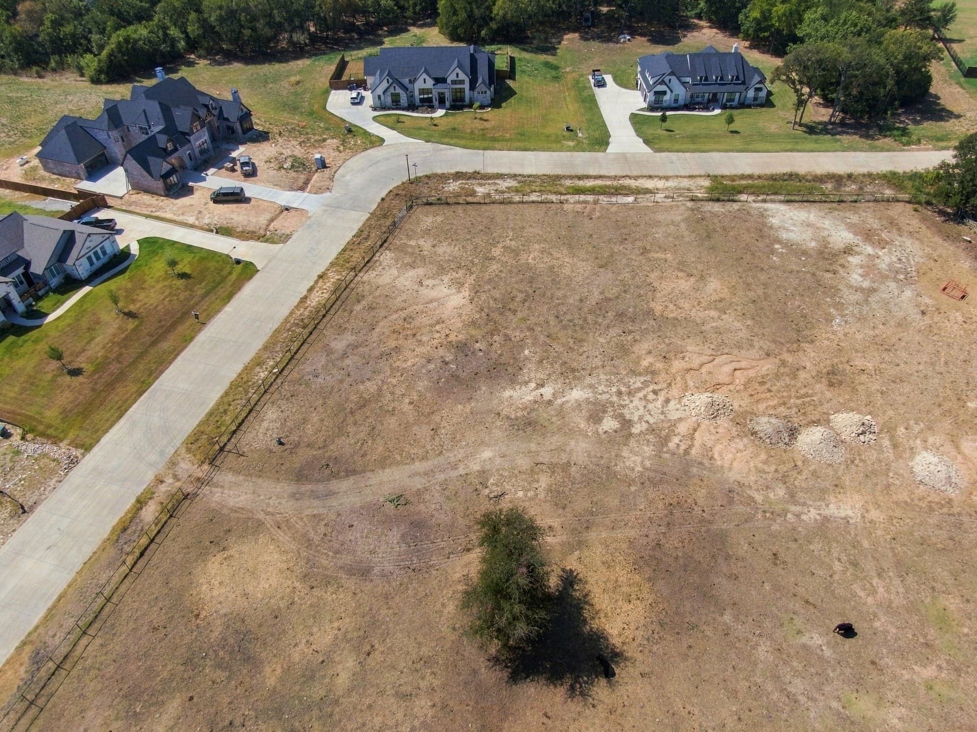 1 acres in Ellis County - photo 9