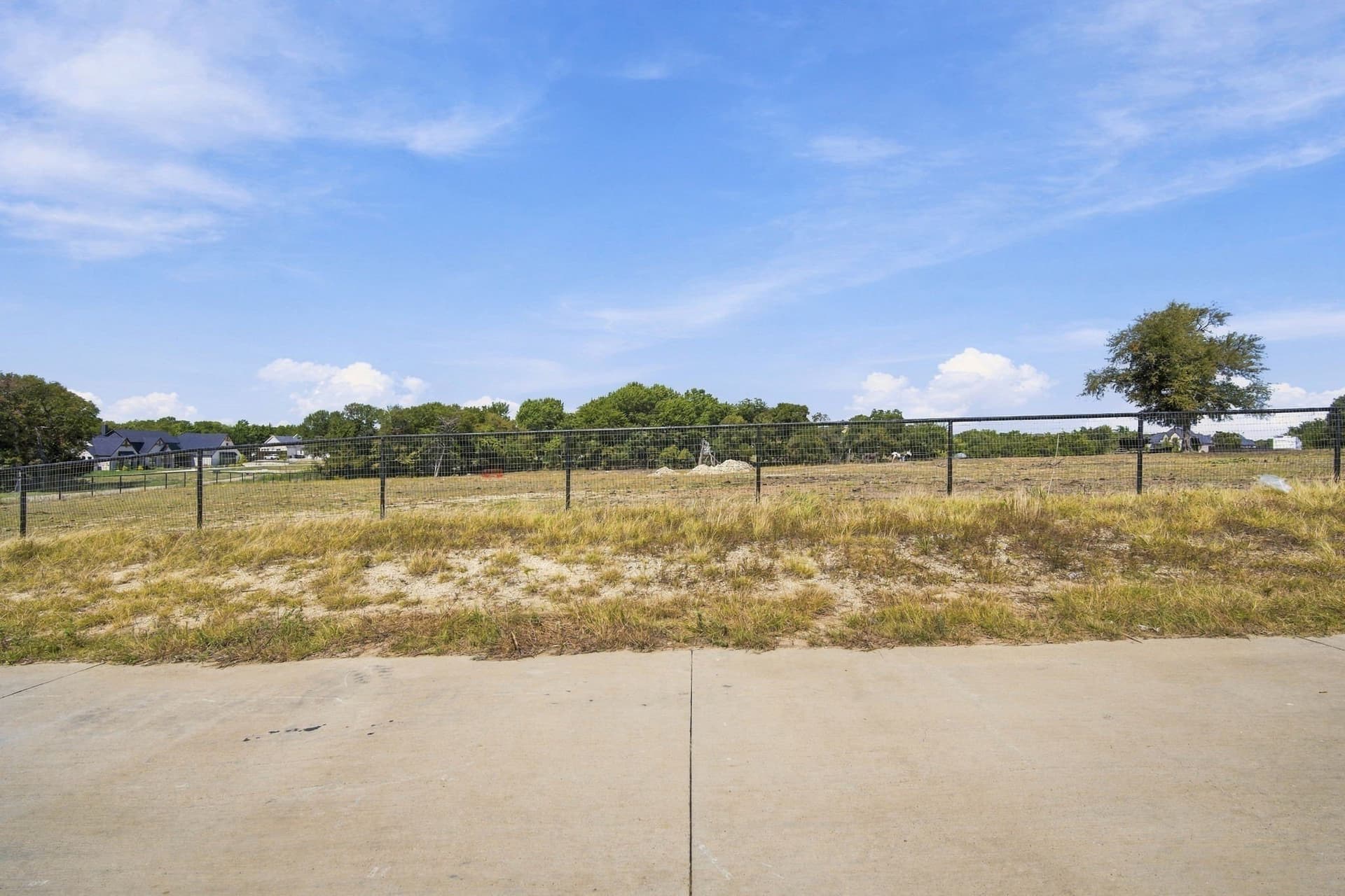 1 acres in Ellis County - photo 4