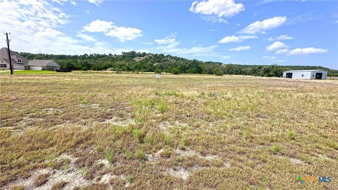 5.01 acres in Lampasas County - photo 2