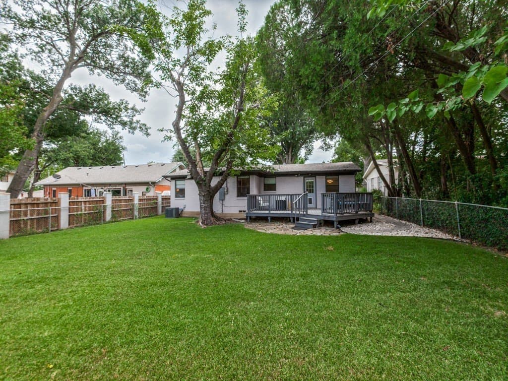 0.19 acres in Dallas County - photo 19