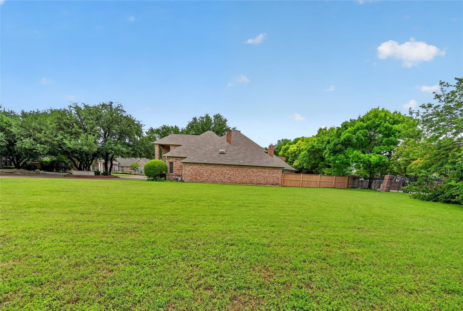 0.24 acres in Tarrant County - photo 10