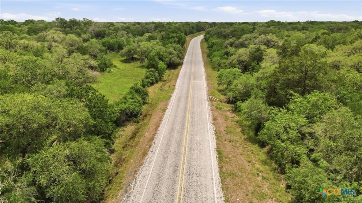 444 acres in Lavaca County - photo 32