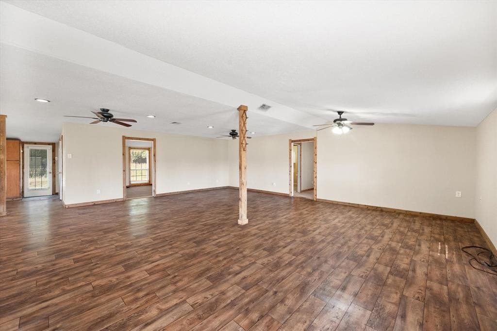 10.57 acres in Navarro County gallery image 3