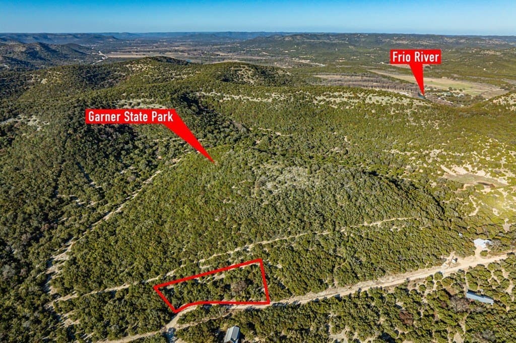 1 acres in Uvalde County - photo 10