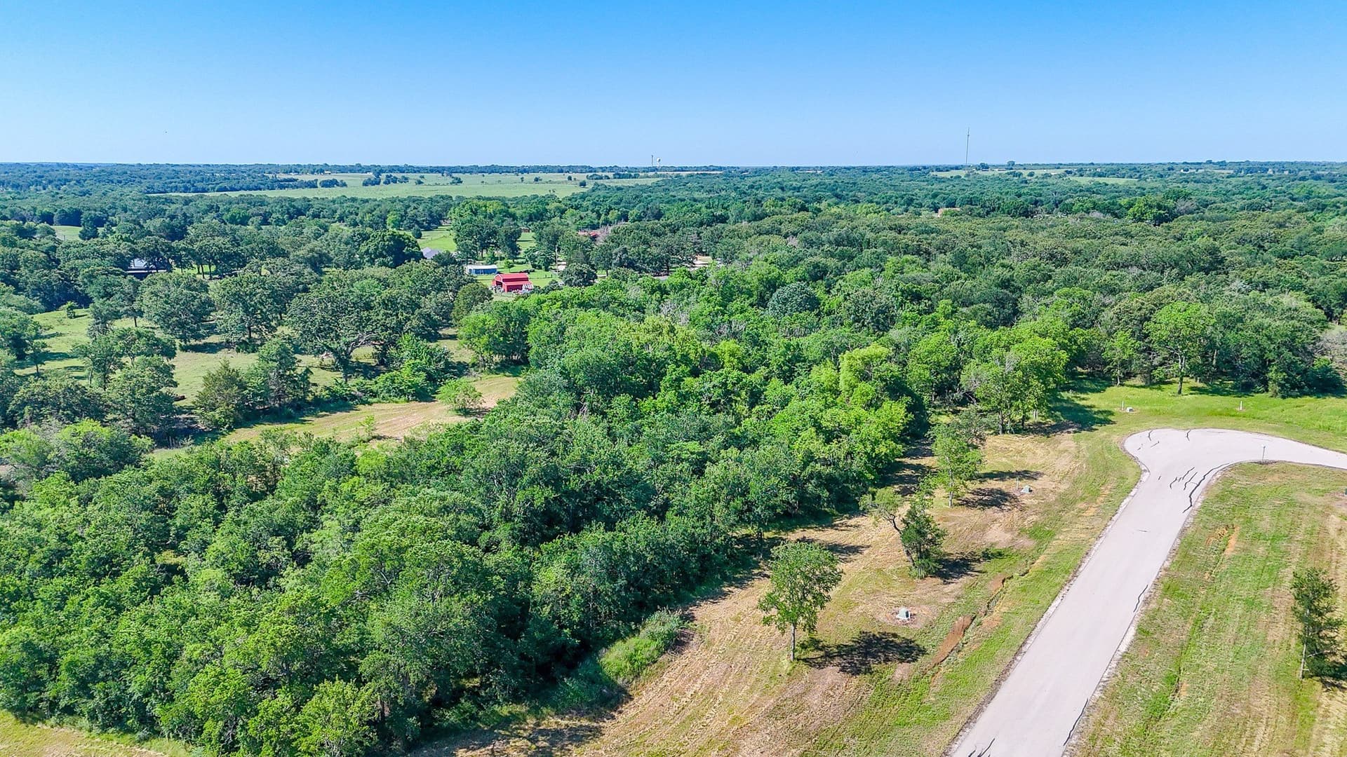 1.01 acres in Navarro County - photo 18
