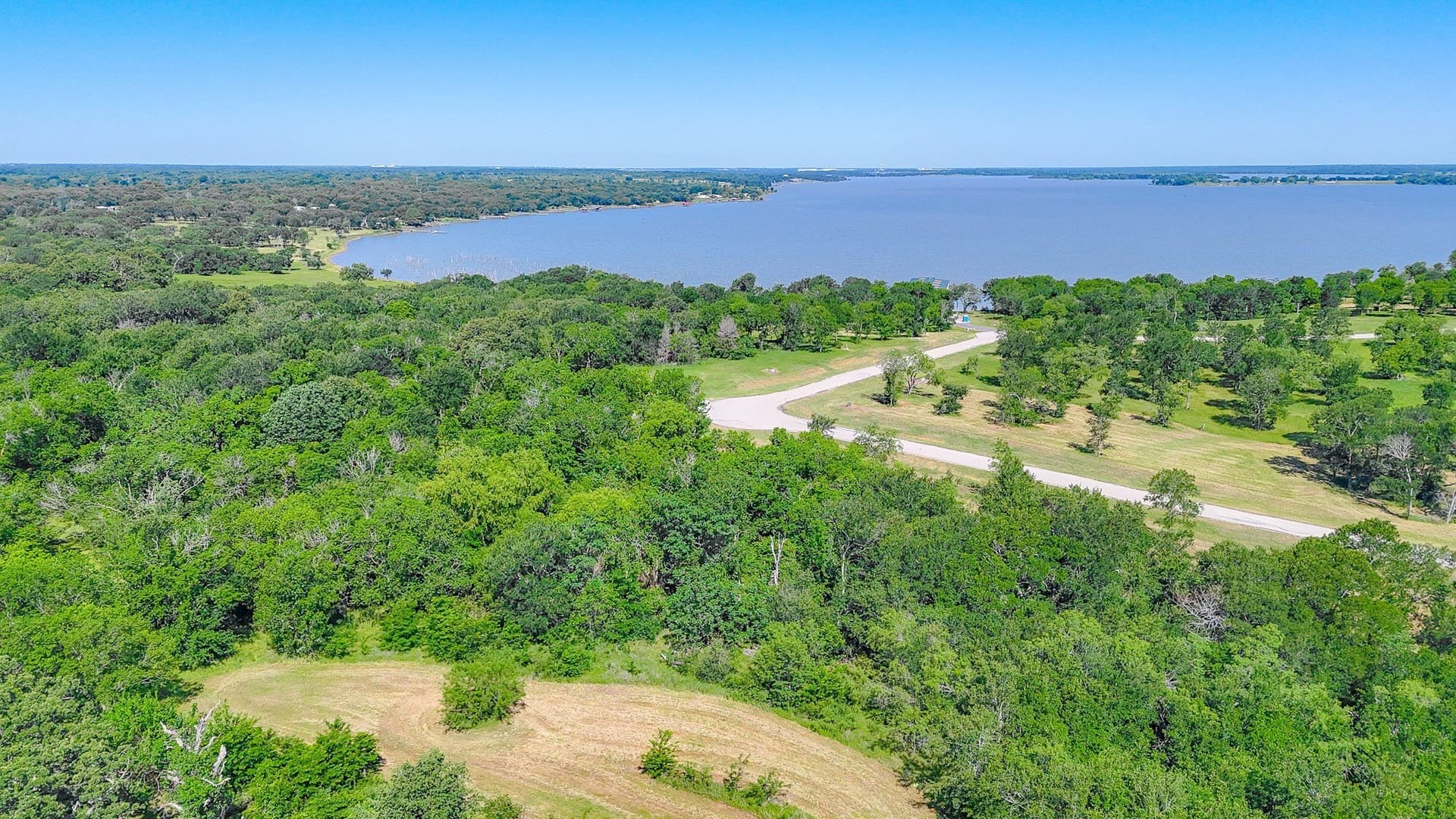 1.01 acres in Navarro County - photo 15