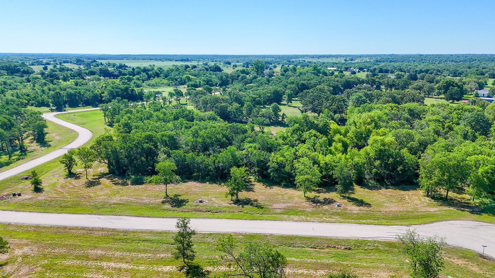 1.01 acres in Navarro County - photo 7