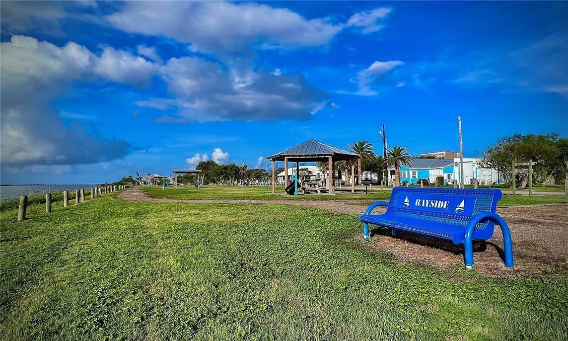 0.33 acres in Refugio County - photo 9