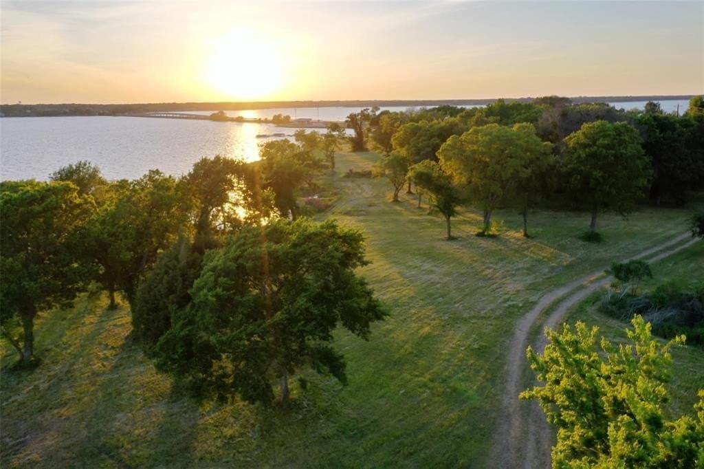 10.68 acres in Henderson County gallery image 4