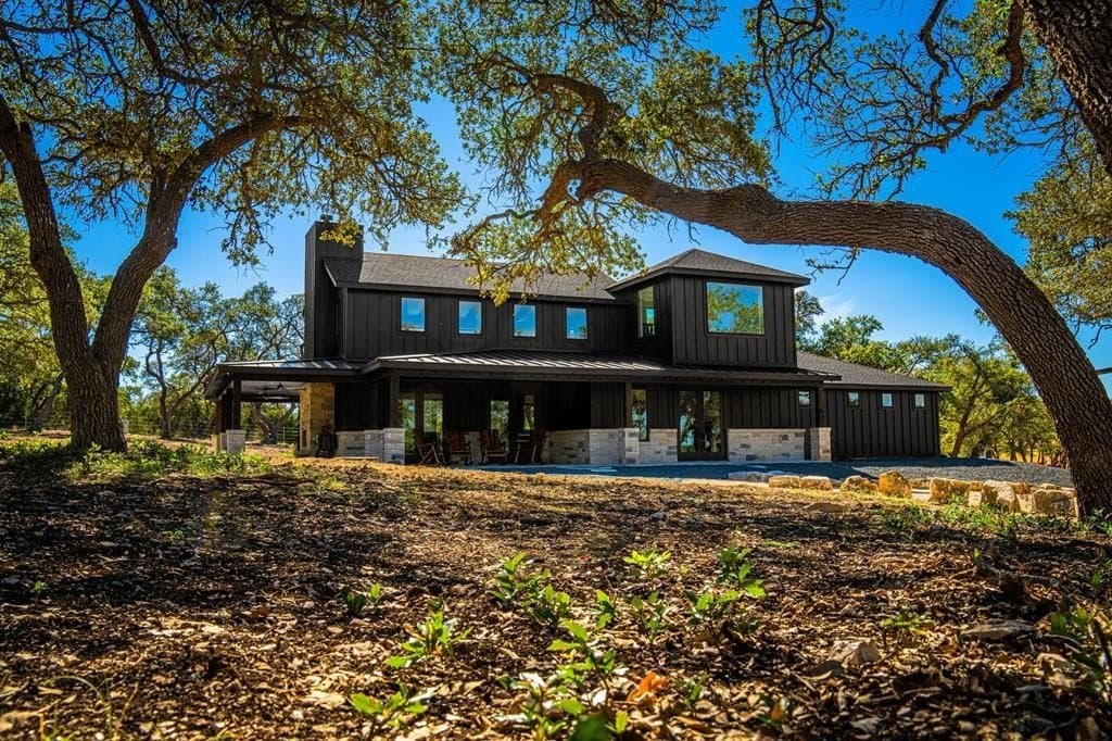 20.04 acres in Gillespie County