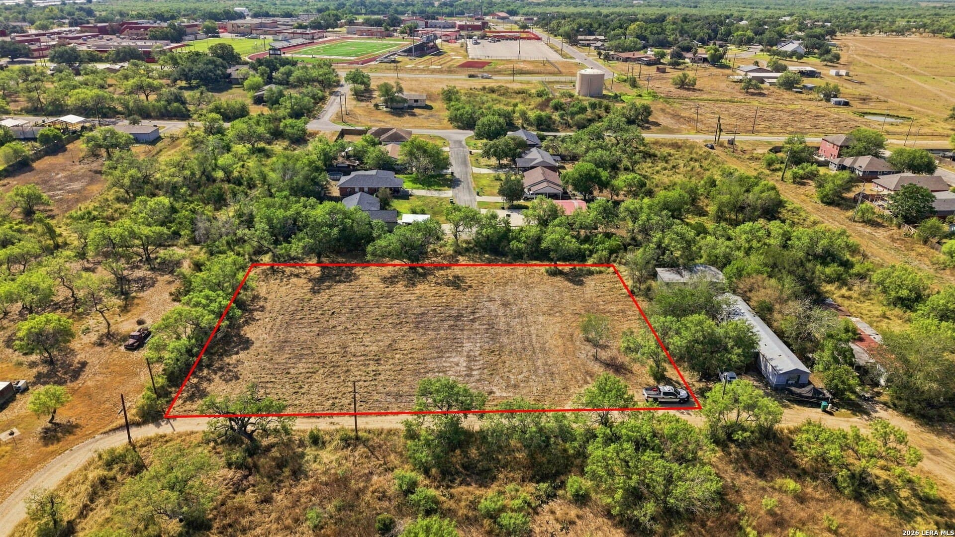 0.86 acres in Atascosa County - photo 2