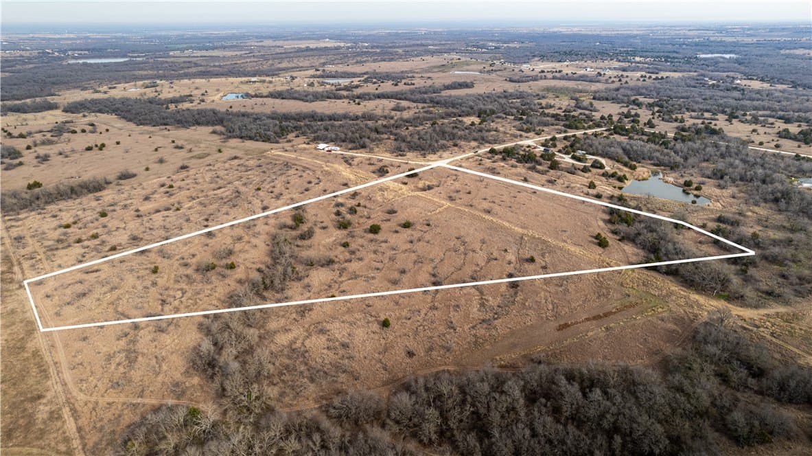 13.5 acres in Hill County - photo 15
