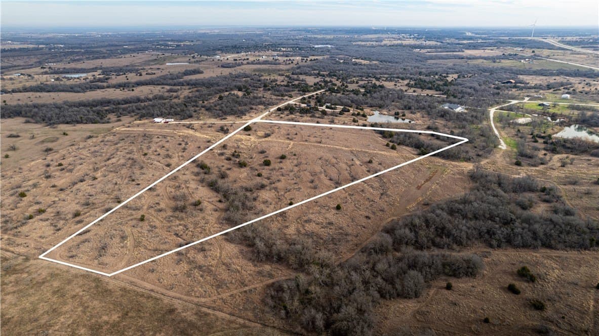 13.5 acres in Hill County - photo 14