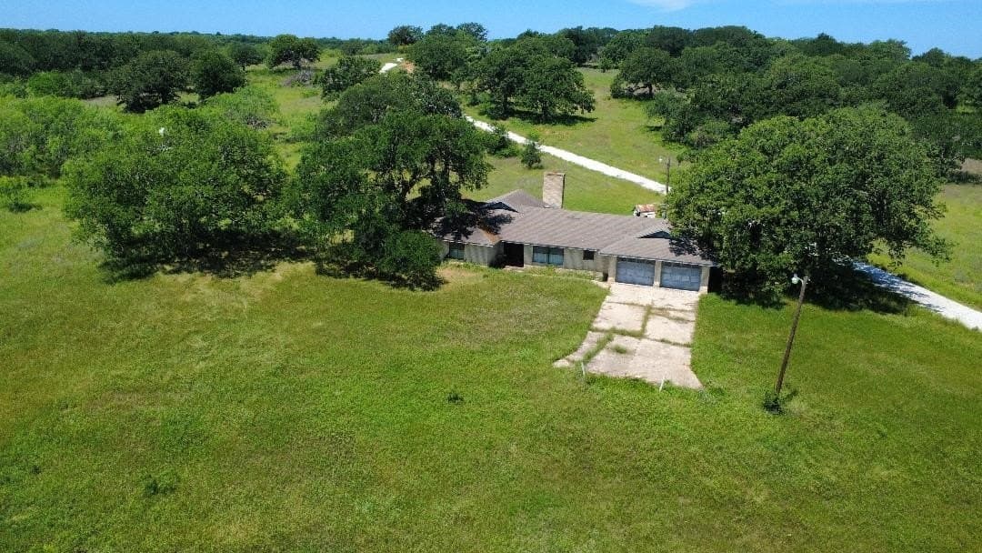 44.46 acres in Hill County - photo 14