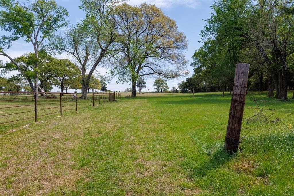 76.56 acres in Van Zandt County