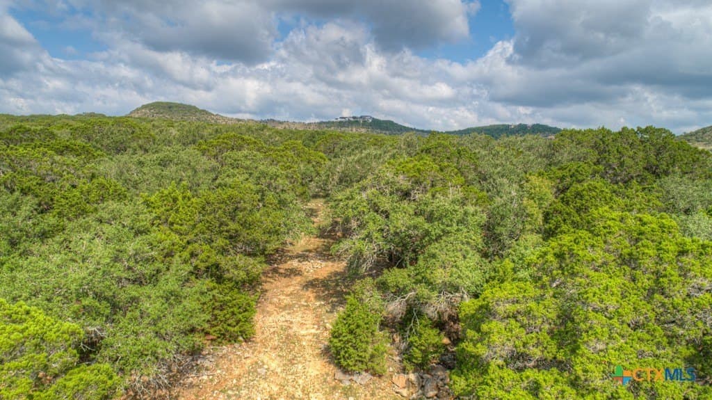 7.94 acres in Comal County - photo 6