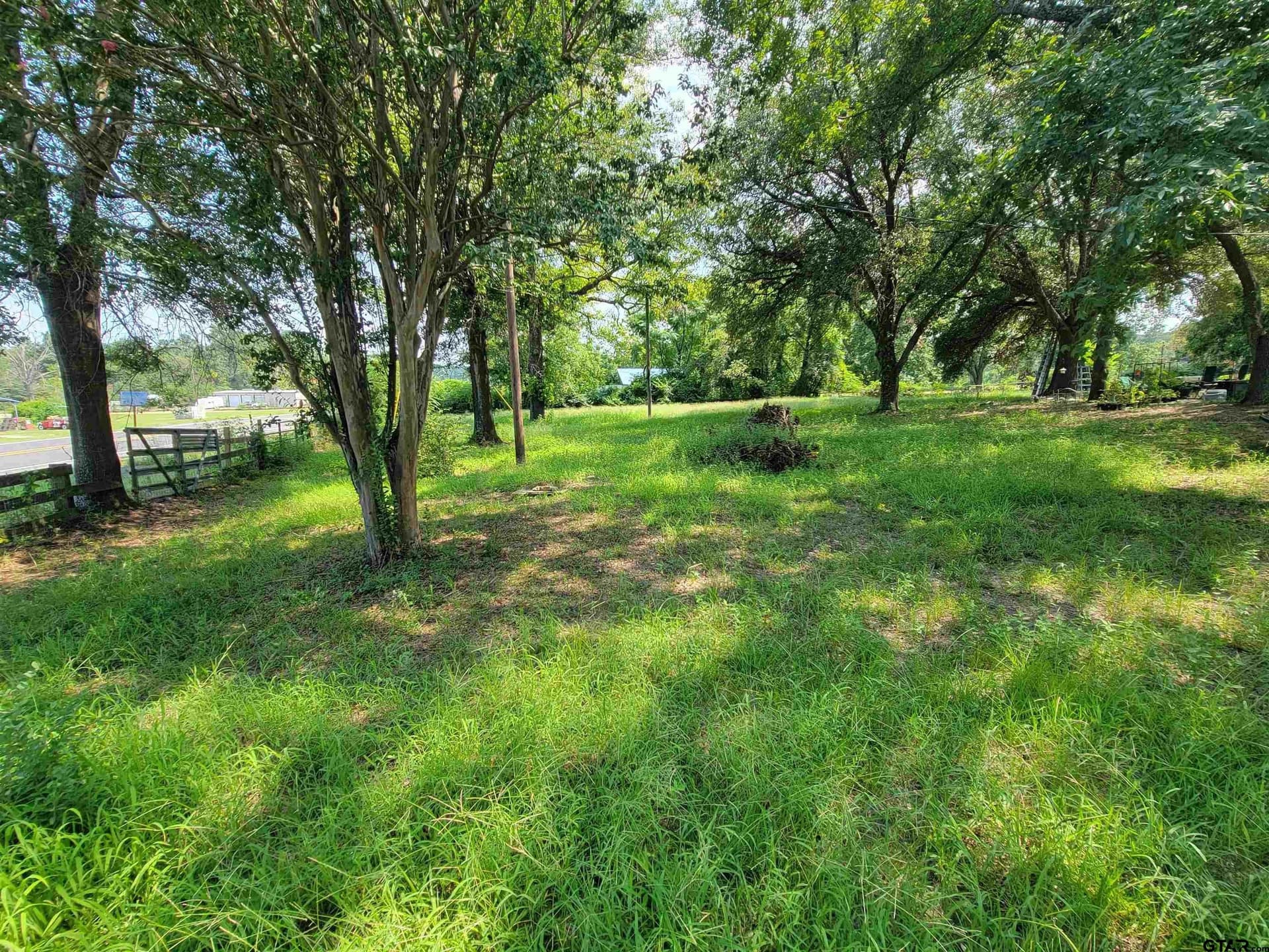 2.79 acres in Henderson County