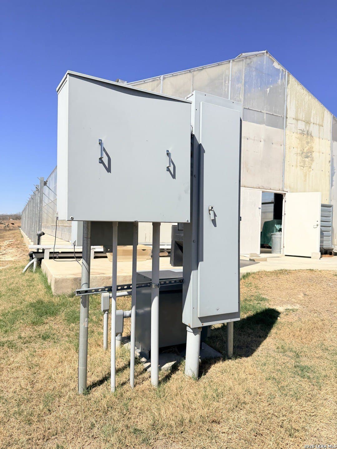 17.99 acres in Frio County gallery image 2