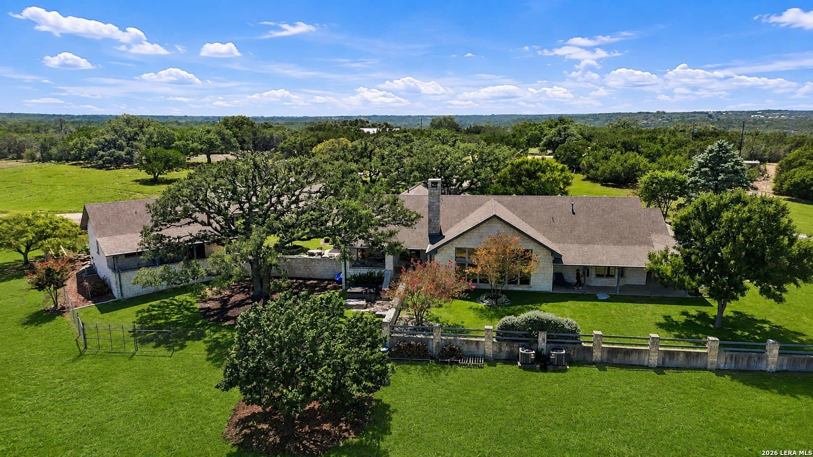 23.62 acres in Gillespie County - photo 4