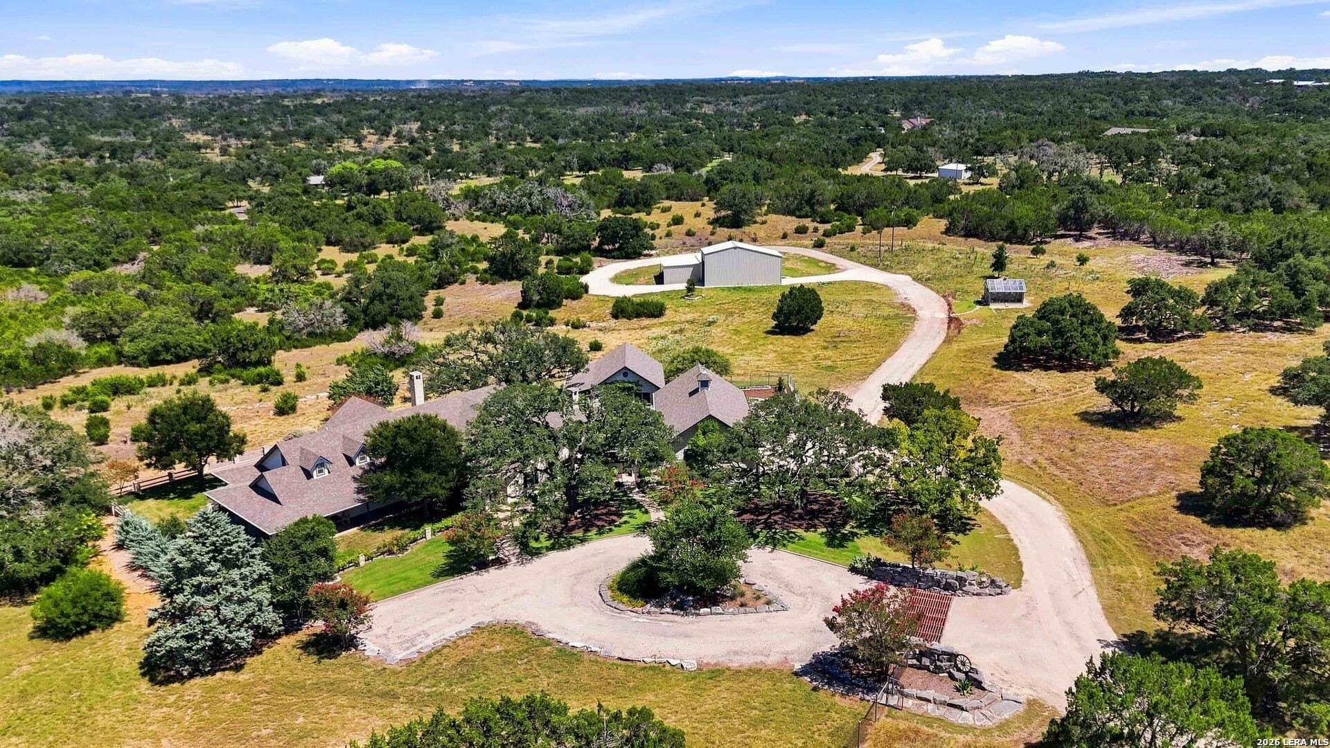 23.62 acres in Gillespie County - photo 2