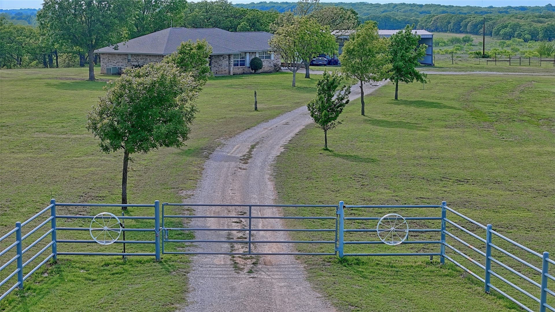 10 acres in Montague County - photo 35