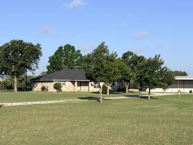 10 acres in Montague County gallery image 2