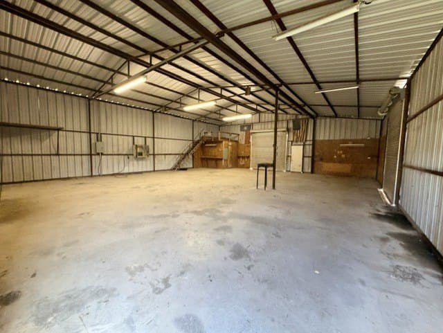 10 acres in Montague County - photo 27
