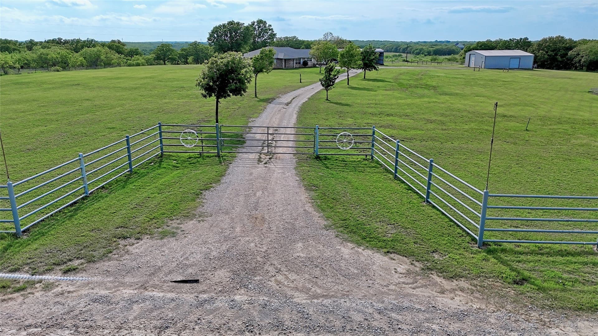 10 acres in Montague County - photo 29