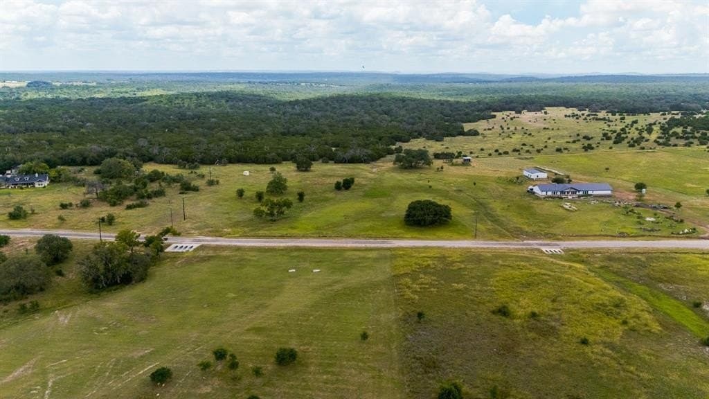 5.25 acres in Burnet County gallery image 3
