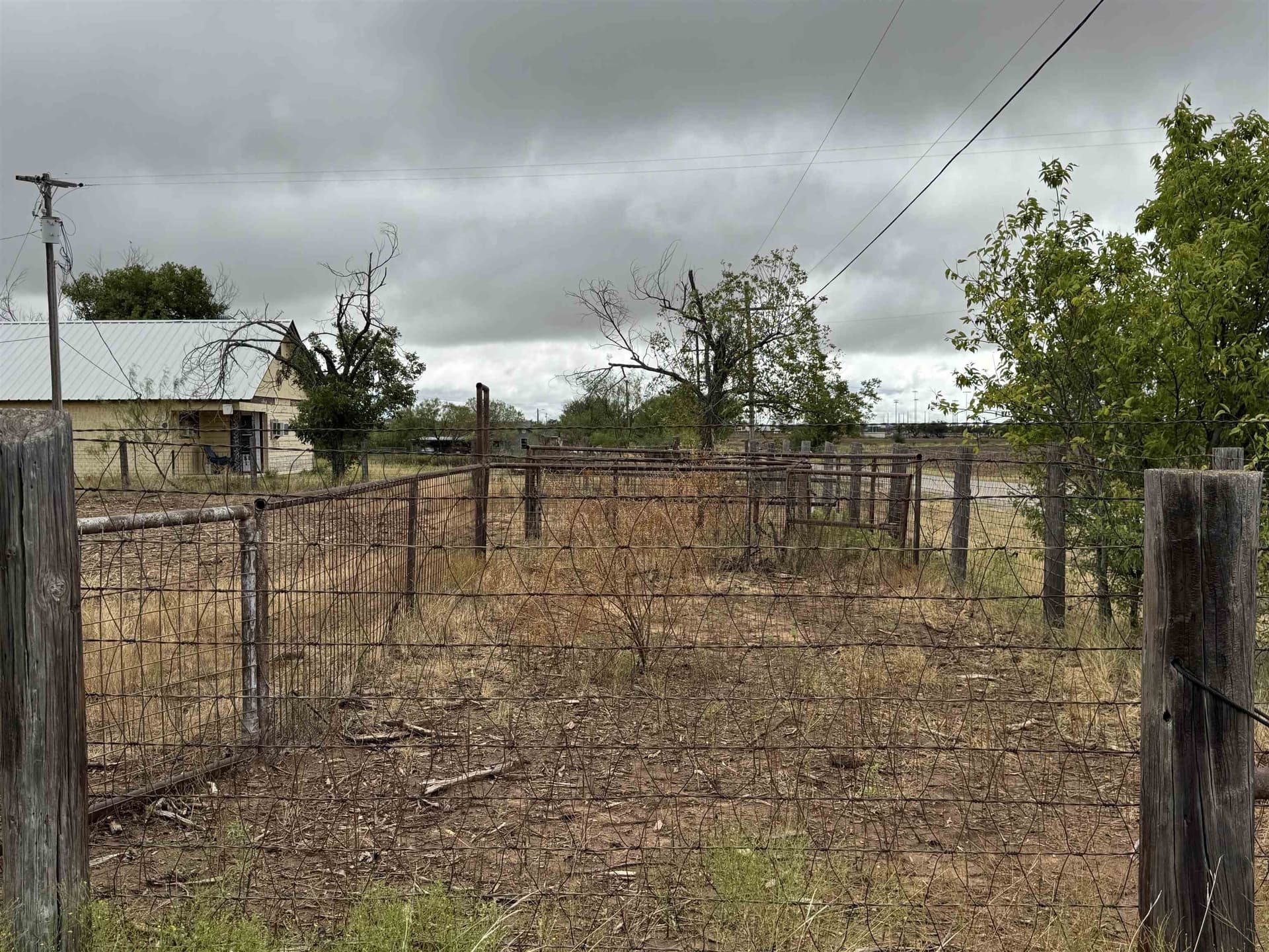 9.15 acres in Coleman County - photo 18