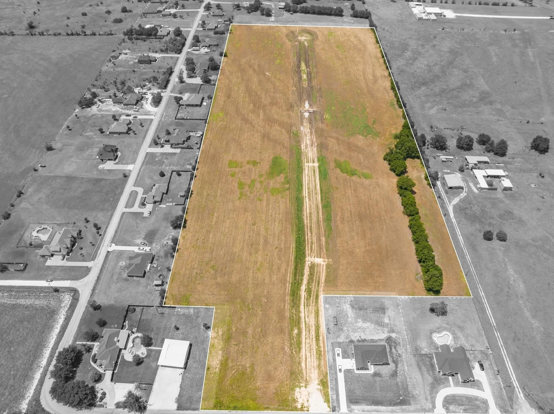 1.12 acres in Hill County gallery image 2